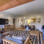 Casa Kearney Three-Bedroom Holiday Home