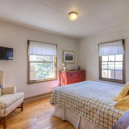 Casa Kearney Three-bedroom Santa Fe